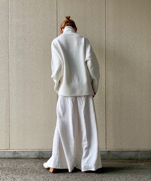 attrayant(アティロン)の「リブハイネックオーバーサイズニット(ニット/セーター・レディース・ホワイト/ブラック/ベージュ/グレー・FREE)」の21枚目の写真