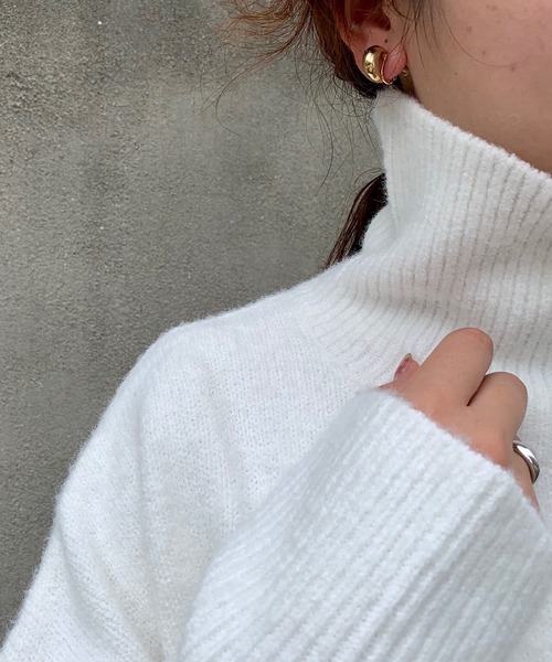 attrayant(アティロン)の「リブハイネックオーバーサイズニット(ニット/セーター・レディース・ホワイト/ブラック/ベージュ/グレー・FREE)」の15枚目の写真