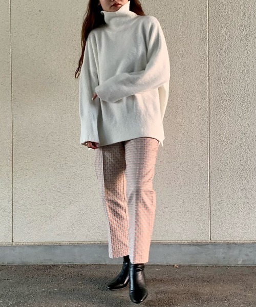 attrayant(アティロン)の「リブハイネックオーバーサイズニット(ニット/セーター・レディース・ホワイト/ブラック/ベージュ/グレー・FREE)」の12枚目の写真