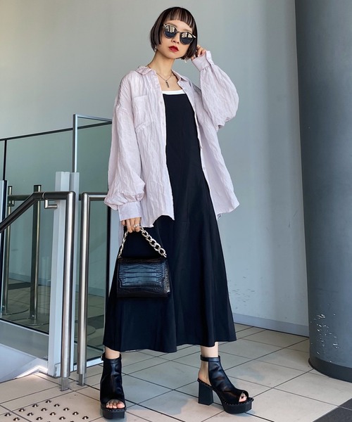 PAGEBOY（ページボーイ）の「2WAYサテンキャミワンピース（ワンピース・レディース・ブラック/グレイッシュベージュ/グリーン系その他4・FREE）」の4枚目の写真