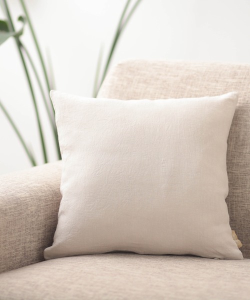 Jubilee（ジュビリー）の「洗いざらし 天然麻 100% ストーンウォッシュ　クッションカバー（クッション/クッションカバー・レディース・ネイビー/グレイッシュベージュ/ブラック/ローズ/ナチュラル/キャメル/カーキ/レッド/バーガンディー/グレー/ブルー/スカイブルー/ホワイト/ブラウン/マスタード・FREE）」の7枚目の写真