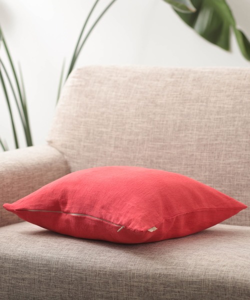 Jubilee（ジュビリー）の「洗いざらし 天然麻 100% ストーンウォッシュ　クッションカバー（クッション/クッションカバー・レディース・ネイビー/グレイッシュベージュ/ブラック/ローズ/ナチュラル/キャメル/カーキ/レッド/バーガンディー/グレー/ブルー/スカイブルー/ホワイト/ブラウン/マスタード・FREE）」の18枚目の写真