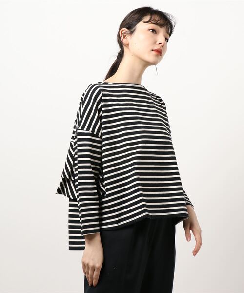 M y u(ミュー)の「バックフリルボーダーT(Tシャツ/カットソー・レディース・ホワイト/ブラック/サックスブルー・FREE)」の21枚目の写真