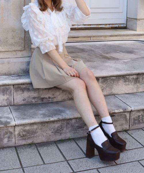 Crea titty&Co. PETIT(クレアティティーアンドコープチ)の「【Crea titty&Co.PETIT】Crea ボウタイフリルトップス(シャツ/ブラウス・レディース・オフホワイト/ベージュ・FREE)」の5枚目の写真