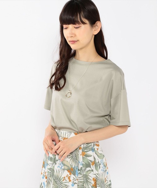 A/C DESIGN BY ALPHA CUBIC(エーシーデザインバイアルファキュービック)の「ゆるシルエットラウンドヘムチュニックT(チュニック・レディース・グリーン/オフホワイト/カーキ・M/L)」の2枚目の写真