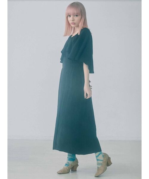 merry jenny（メリージェニー）の「フレアケープリボンロングワンピース（ワンピース・レディース・ブラック/ベージュ/オフホワイト・FREE）」の13枚目の写真