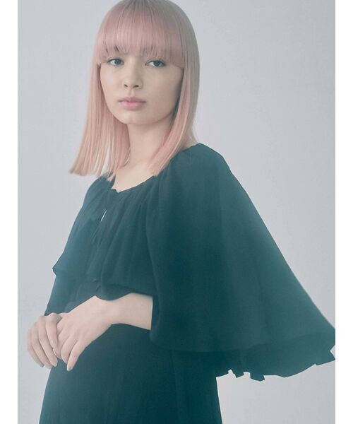 merry jenny（メリージェニー）の「フレアケープリボンロングワンピース（ワンピース・レディース・ブラック/ベージュ/オフホワイト・FREE）」の15枚目の写真