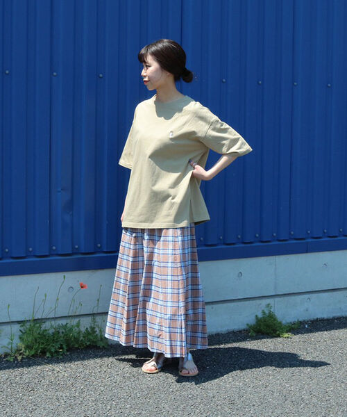 GLOSTER（グロスター）の「【ROSTER BEAR / ロスターベア】【WEB限定カラーあり】別注ワンポイント刺しゅうTシャツ（Tシャツ/カットソー・メンズ・ホワイト/ブラック/ベージュ/オリーブ/ネイビー/グレー・M/L）」の7枚目の写真