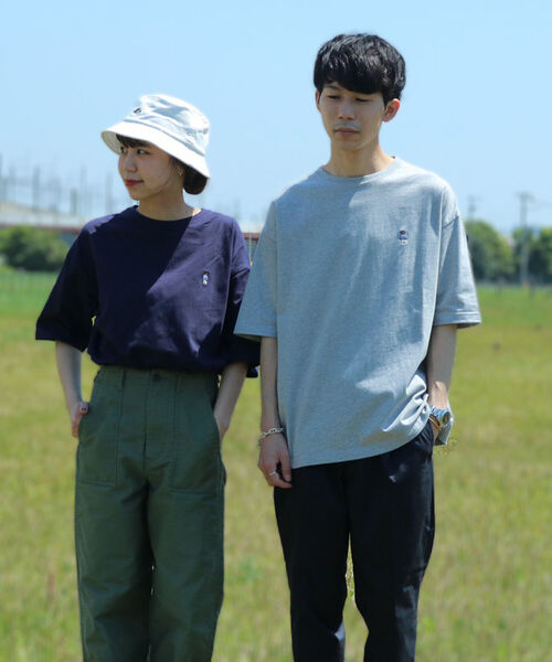 GLOSTER（グロスター）の「【ROSTER BEAR / ロスターベア】【WEB限定カラーあり】別注ワンポイント刺しゅうTシャツ（Tシャツ/カットソー・メンズ・ホワイト/ブラック/ベージュ/オリーブ/ネイビー/グレー・M/L）」の19枚目の写真