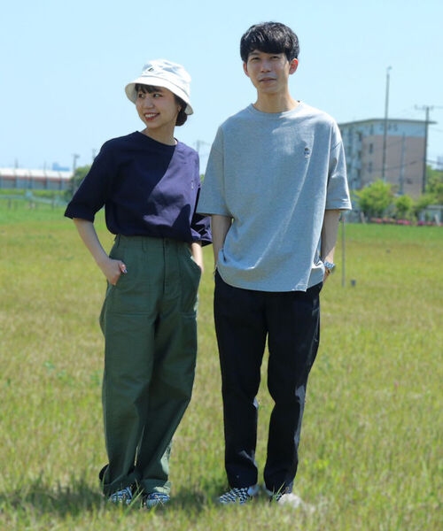 GLOSTER（グロスター）の「【ROSTER BEAR / ロスターベア】【WEB限定カラーあり】別注ワンポイント刺しゅうTシャツ（Tシャツ/カットソー・メンズ・ホワイト/ブラック/ベージュ/オリーブ/ネイビー/グレー・M/L）」の16枚目の写真