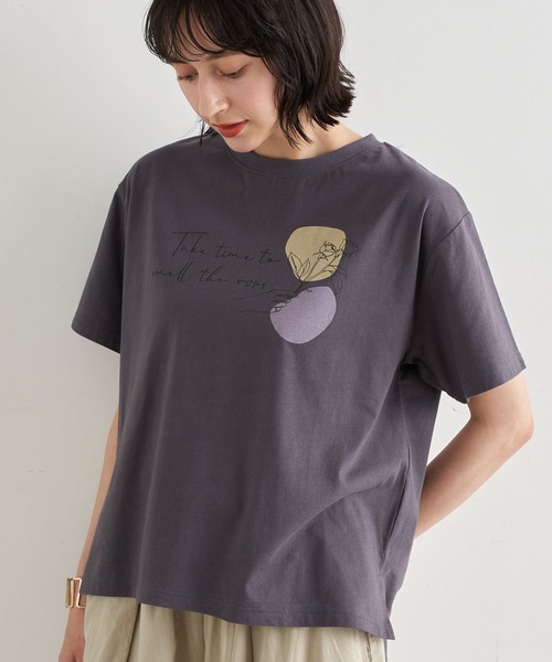 earth music&ecology（アースミュージックアンドエコロジー）の「Take time to smell BOX Tシャツ ＊（Tシャツ/カットソー・レディース・グレイッシュベージュ/チャコールグレー/オフホワイト・FREE）」の2枚目の写真