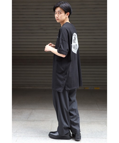 CREARE -LINO-（クレアーレリノ）の「オーバーサイズ ムーンプリントロゴTEE<ユニセックス>（Tシャツ/カットソー・メンズ・ブラック/ホワイト/ブルー/チャコールグレー・FREE）」の11枚目の写真