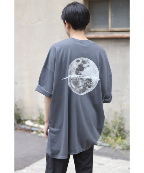 CREARE -LINO-（クレアーレリノ）の「オーバーサイズ ムーンプリントロゴTEE<ユニセックス>（Tシャツ/カットソー・メンズ・ブラック/ホワイト/ブルー/チャコールグレー・FREE）」の20枚目の写真