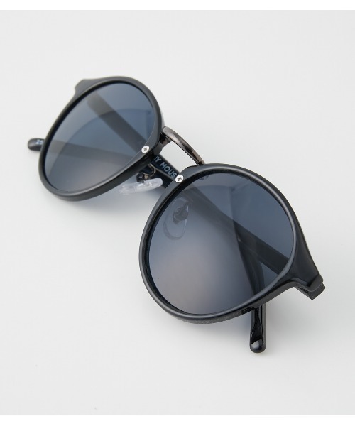 AZUL by moussy（アズールバイマウジー）の「METAL BRIDGE ROUND EYEWEAR/メタルブリッジラウンドアイウェア（サングラス・レディース・ブラック/ベージュ・FREE）」の7枚目の写真