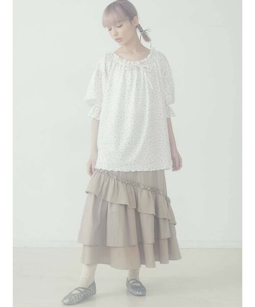 merry jenny（メリージェニー）の「floral サーマルギャザーチュニック（Tシャツ/カットソー・レディース・ベージュ/オフホワイト・FREE）」の7枚目の写真