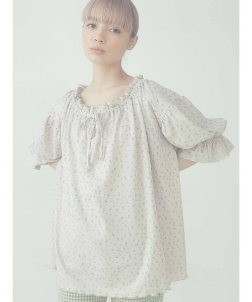 merry jenny（メリージェニー）の「floral サーマルギャザーチュニック（Tシャツ/カットソー・レディース・ベージュ/オフホワイト・FREE）」の11枚目の写真