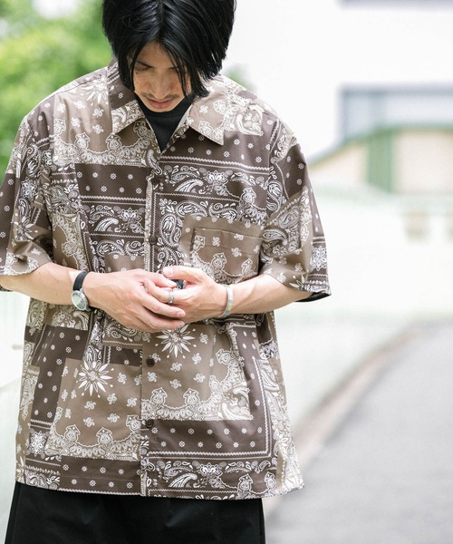 ITEMS URBANRESEARCH(アイテムズ アーバンリサーチ)の「【セットアップ着用可能】クレイジーペイズリー半袖シャツ(シャツ/ブラウス・メンズ・ブラック/ネイビー/ブラウン・MEDIUM/LARGE)」の5枚目の写真