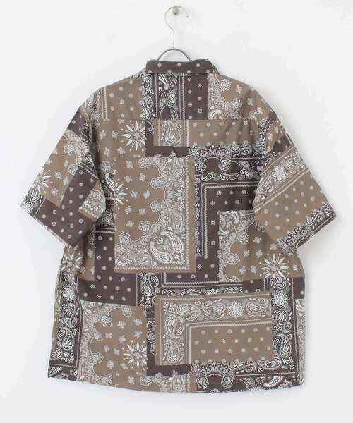 ITEMS URBANRESEARCH(アイテムズ アーバンリサーチ)の「【セットアップ着用可能】クレイジーペイズリー半袖シャツ(シャツ/ブラウス・メンズ・ブラック/ネイビー/ブラウン・MEDIUM/LARGE)」の16枚目の写真