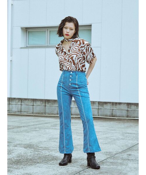 jouetie（ジュエティ）の「パイピングフレアパンツ（その他パンツ・レディース・アイボリー/ブラック/ブルー・MEDIUM）」の11枚目の写真