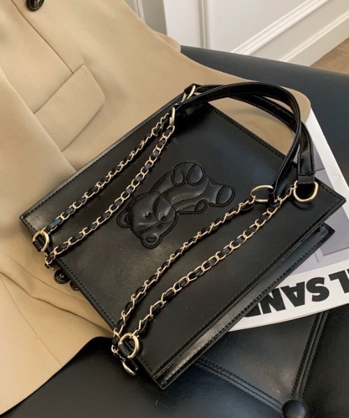 LAC-VERT(ラック・ヴェール)の「クマ型押しスクエアショルダーバッグ(ハンドバッグ・レディース・ホワイト/ブラック/ブラウン・FREE)」の12枚目の写真