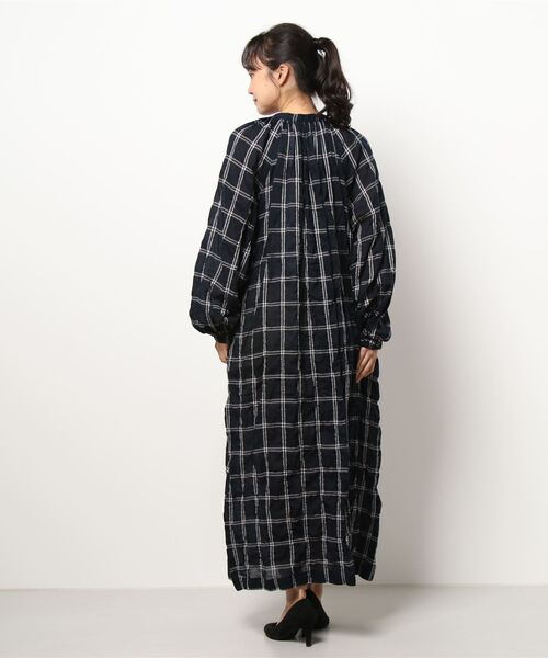 nicholson and nicholson（ニコルソンアンドニコルソン）の「【nicholson and nicholson】ギャザーシャツドレス CHECK WOMEN（ワンピース・レディース・ブルー系その他5・38）」の2枚目の写真