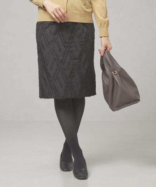 closet story(クローゼットストーリー)の「<closet story(クローゼットストーリー)>ダイヤ ジャカード フリンジ タイトスカート -ウォッシャブル-(スカート・レディース・ホワイト/ブラック・FREE)」の2枚目の写真