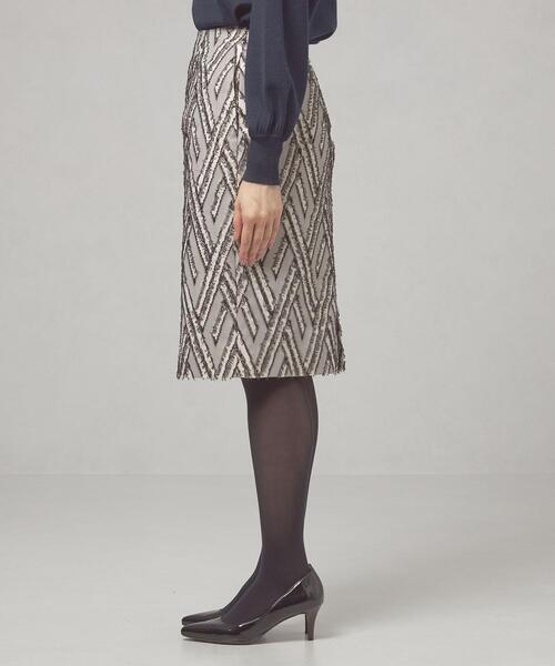 closet story(クローゼットストーリー)の「<closet story(クローゼットストーリー)>ダイヤ ジャカード フリンジ タイトスカート -ウォッシャブル-(スカート・レディース・ホワイト/ブラック・FREE)」の8枚目の写真