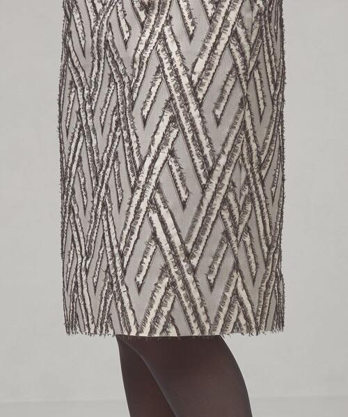 closet story(クローゼットストーリー)の「<closet story(クローゼットストーリー)>ダイヤ ジャカード フリンジ タイトスカート -ウォッシャブル-(スカート・レディース・ホワイト/ブラック・FREE)」の16枚目の写真