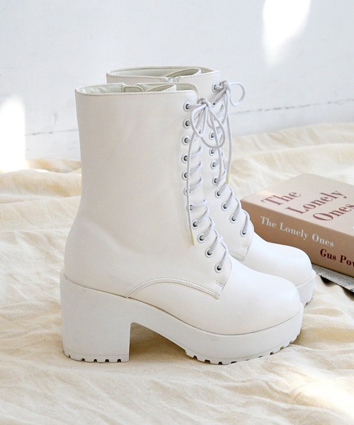 NOFALL(ノーフォール)の「タンクソールレースアップミドルブーツ(ブーツ・レディース・ホワイト/ブラック/ダークブラウン・S/M/L/LL/3L/SS)」の9枚目の写真