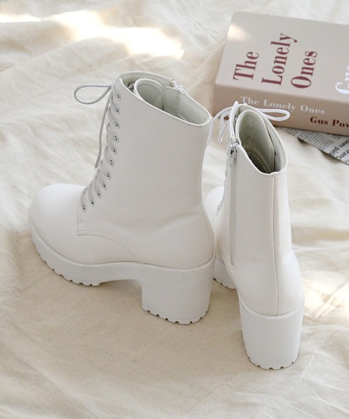 NOFALL(ノーフォール)の「タンクソールレースアップミドルブーツ(ブーツ・レディース・ホワイト/ブラック/ダークブラウン・S/M/L/LL/3L/SS)」の8枚目の写真