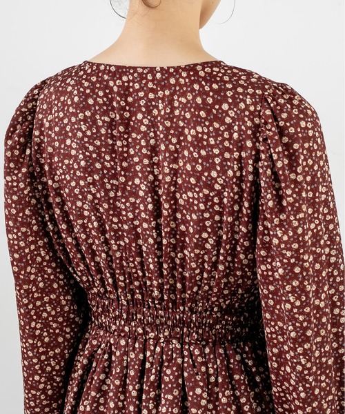 OLIVE des OLIVE（オリーブデオリーブ）の「【WEB限定】Vネックボリュームワンピース（ワンピース・レディース・ブラック/ベージュ/グリーン/ボルドー・FREE）」の11枚目の写真