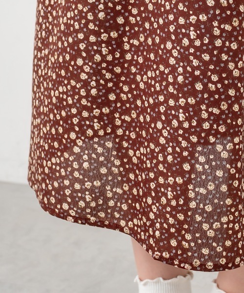 OLIVE des OLIVE（オリーブデオリーブ）の「【WEB限定】Vネックボリュームワンピース（ワンピース・レディース・ブラック/ベージュ/グリーン/ボルドー・FREE）」の22枚目の写真