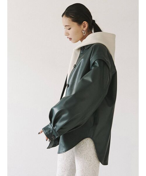 MURUA(ムルーア)の「ボンディングショートパーカー(パーカー・レディース・ブラック/ブルー/アイボリー・FREE)」の17枚目の写真