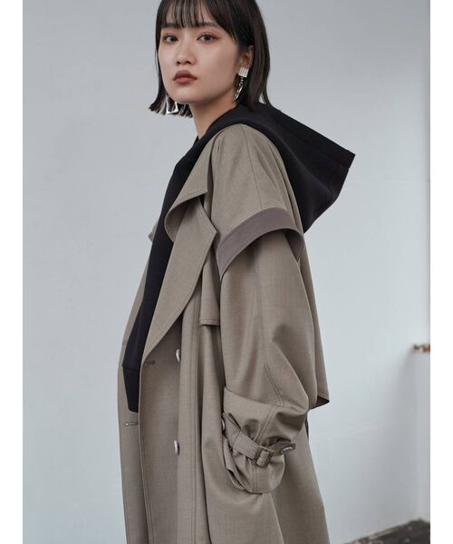 MURUA(ムルーア)の「ボンディングショートパーカー(パーカー・レディース・ブラック/ブルー/アイボリー・FREE)」の12枚目の写真