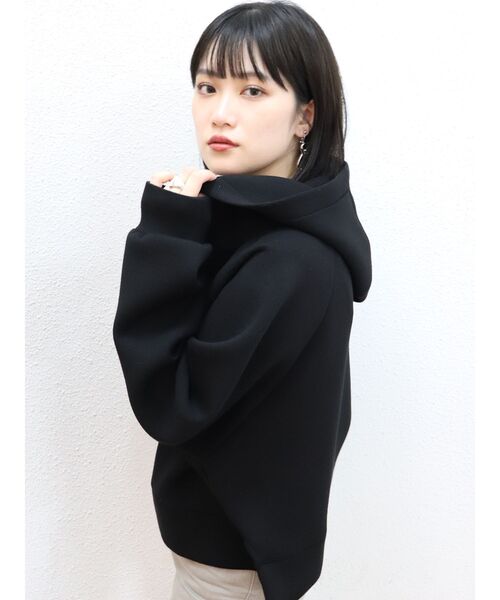 MURUA(ムルーア)の「ボンディングショートパーカー(パーカー・レディース・ブラック/ブルー/アイボリー・FREE)」の20枚目の写真