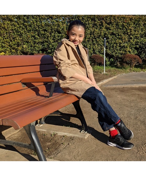 瞬足(シュンソク)の「瞬足/SYUNSOKU/キッズスニーカー/SJJ6380(スニーカー・キッズ・グレー/ブラック/ネイビー/ブラック系その他・17.5cm/20.0cm/22.5cm/23.0cm/16.0cm/18.0cm/22.0cm/18.5cm/21.5cm/17.0cm/19.0cm/19.5cm/20.5cm/16.5cm/21.0cm/24.0cm/23.5cm/25.0cm/24.5cm)」の15枚目の写真