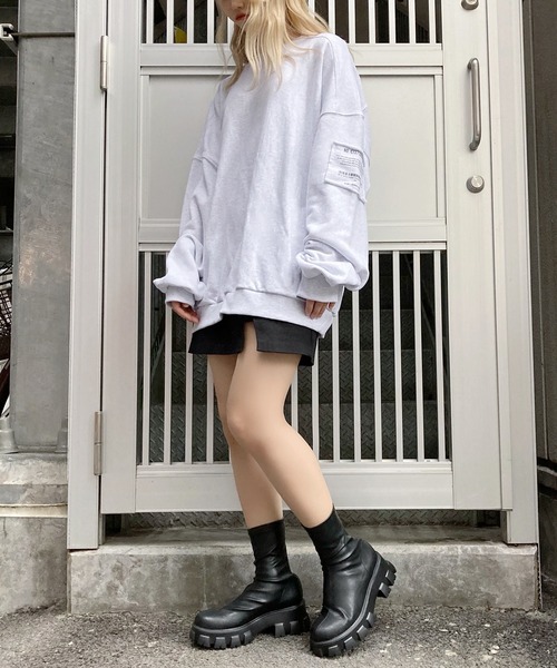 Figments（フィグメンツ）の「スリーブパッチスウェット（スウェット・レディース・ブラック/杢グレー・FREE）」の11枚目の写真