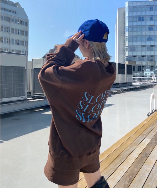 WHO'S WHO gallery（フーズフーギャラリー）の「【SLOPPY/スロッピー】裏毛クルースウェット（スウェット・レディース・ブラウン/ブラック/オートミール/グリーン/サックスブルー・FREE）」の9枚目の写真