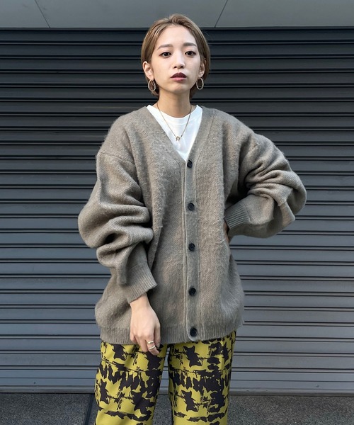 NOMINE（ノミネ）の「モヘアライク シャギーオーバーサイズ カーディガン（カーディガン/ボレロ・レディース・レッド/グリーン/モカ・フリー）」の17枚目の写真