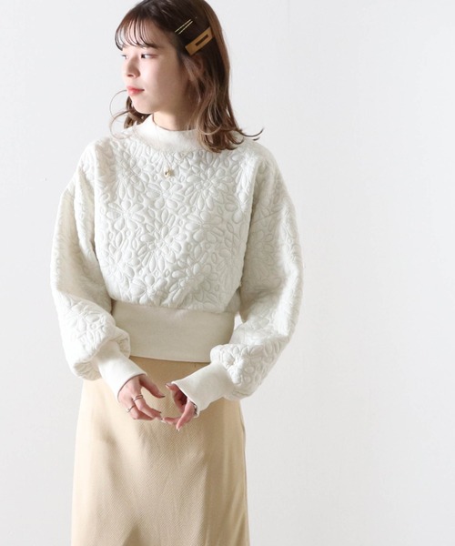 Cheek（チーク）の「花柄膨れリブハイネックプルオーバー（スウェット・レディース・オフホワイト/ブラック/ブルー・MEDIUM）」の9枚目の写真