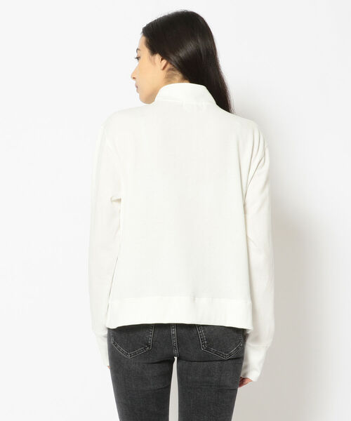 AVIREX（アヴィレックス）の「【直営店限定】AVIREX HARF ZIP SWEAT/ ハーフジップスウェット / アヴィレックス（スウェット・レディース・ブラック/オフホワイト/マスタード・FREE）」の4枚目の写真