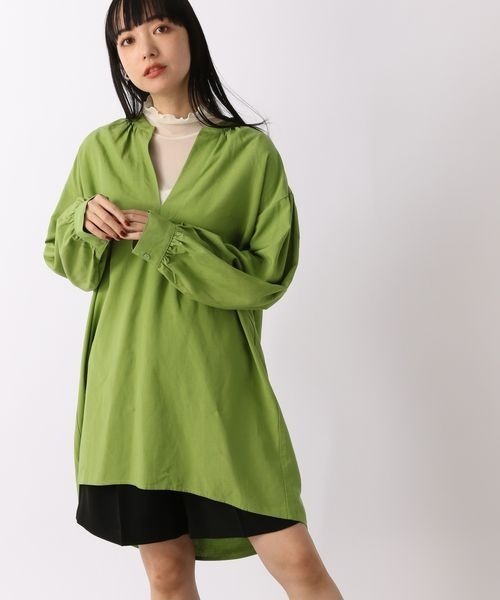 LOWRYS FARM（ローリーズファーム）の「スキッパーチュニックＬＳ　262443（シャツ/ブラウス・レディース・ダークブラウン/ベージュ/パープル/グリーン・FREE）」の3枚目の写真