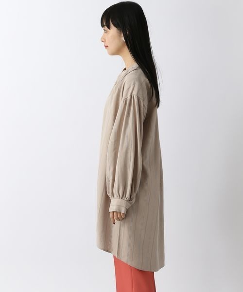 LOWRYS FARM（ローリーズファーム）の「スキッパーチュニックＬＳ　262443（シャツ/ブラウス・レディース・ダークブラウン/ベージュ/パープル/グリーン・FREE）」の16枚目の写真