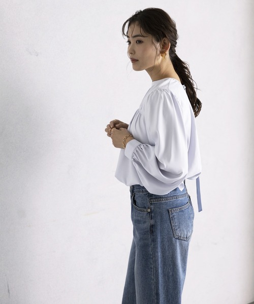 GeeRA(ジーラ)の「前後2WAYシャーリングタイブラウス(シャツ/ブラウス・レディース・ドット/ライトグレー/ブルー・MEDIUM/LARGE/X-LARGE)」の7枚目の写真