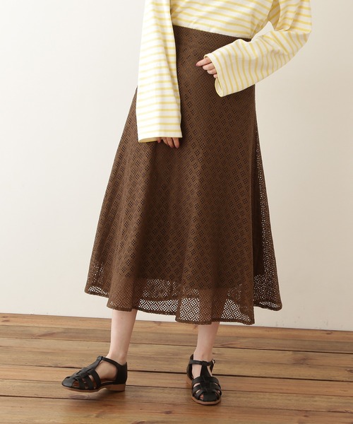 N.（N. Natural Beauty Basic）（エヌエヌナチュラルビューティーベーシック）の「◆ボリュームフレアレーススカート（スカート・レディース・オフホワイト/ブラック/モカ・MEDIUM）」の17枚目の写真