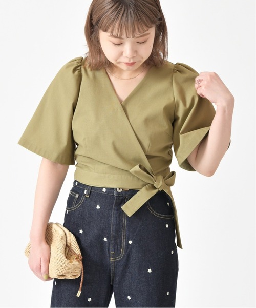 U by SPICK&SPAN（ユーバイスピックアンドスパン）の「カシュクールフレアブラウス◆（シャツ/ブラウス・レディース・ホワイト系その他/グリーン系その他・38/36）」の18枚目の写真