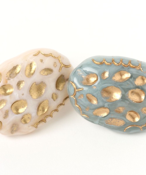 studio CLIP（スタディオクリップ）の「アートマーブルイヤリング（イヤリング・レディース・ブルー/アイボリー・FREE）」の3枚目の写真