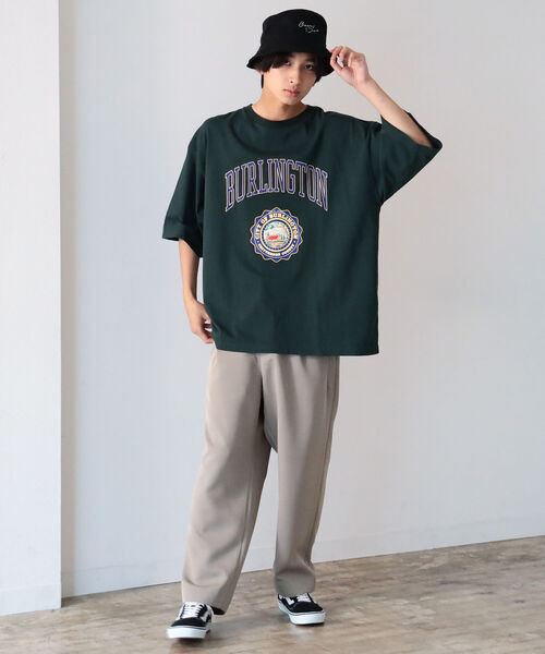 BeAMS DOT（ビームスドット）の「【WEB限定】BeAMS DOT / カレッジ プリントTシャツ（Tシャツ/カットソー・メンズ・ライトグレー/グリーン・MEDIUM/LARGE）」の4枚目の写真