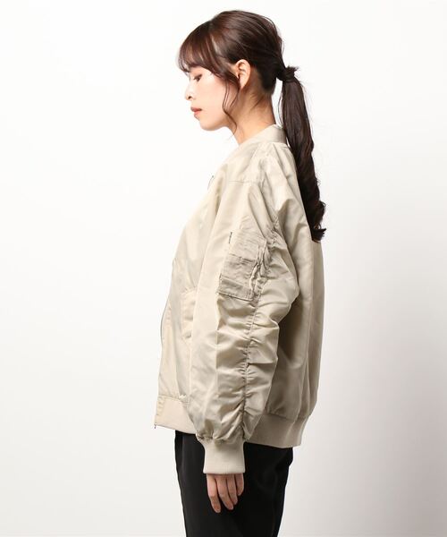 Lugnoncure（ルノンキュール）の「ミリタリーブルゾン（ミリタリージャケット・レディース・ブラック/ベージュ/カーキ・ﾌﾘ-）」の4枚目の写真