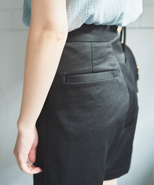 bulle de savon（ビュルデサボン）の「チノ　ショートパンツ（チノパンツ・レディース・ブラック/ホワイト/ベージュ・FREE）」の21枚目の写真